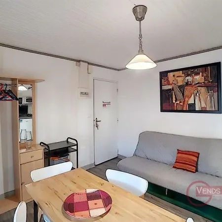 Les Pins 9 Ave Capus Appartement *